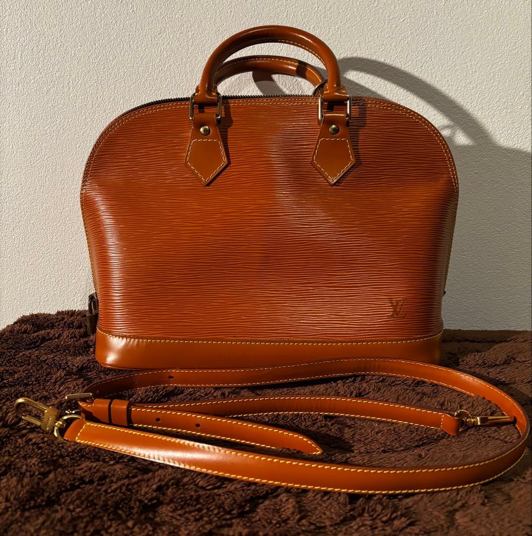 LOUIS VUITTON ルイヴィトン アルマ 2Wayハンドバッグ エピ