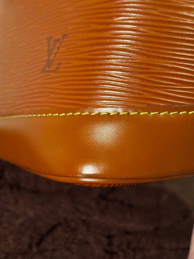 LOUIS VUITTON ルイヴィトン アルマ 2Wayハンドバッグ エピ