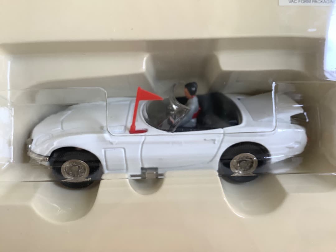 007　ボンドカー　トヨタ2000GT コーギー　フィアット　アルファロメオ