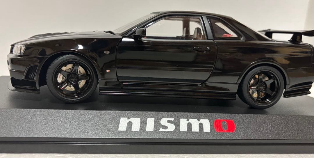 に*ー様 AUTOart 1/18ニスモ R34 GT-R Z-tune ブラッ