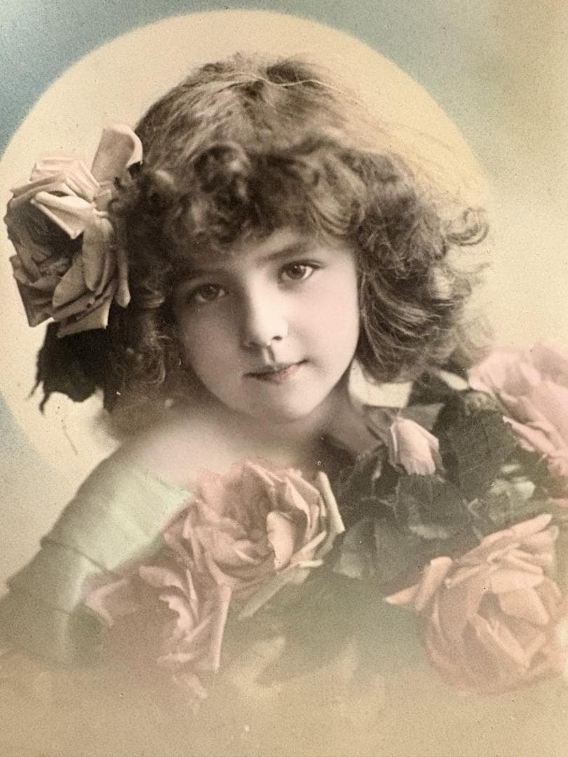 アンティーク ポストカード 薔薇と美しい少女