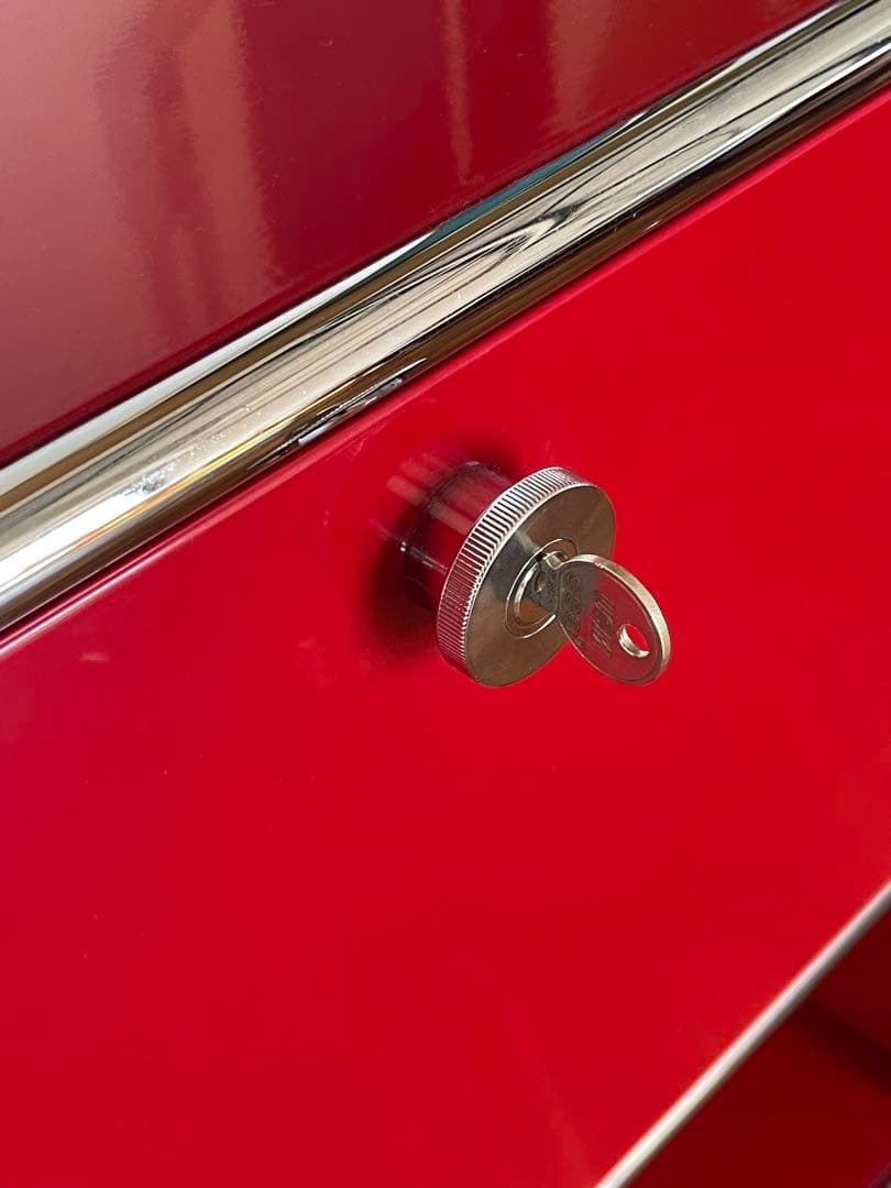 USM ハラー 1列 2段 ドロップダウンドア キャスター キャビネット