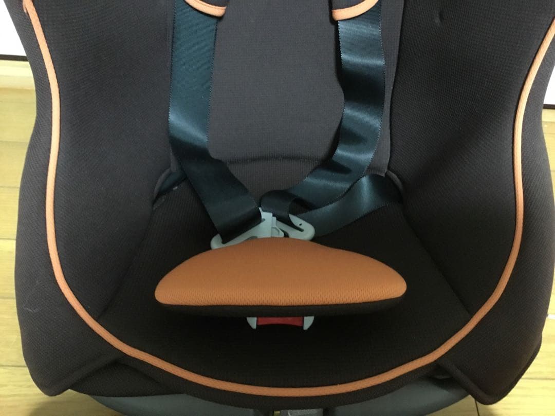 【美品】Combi チャイルドシート　ミニマグランデ　インナークッション付き