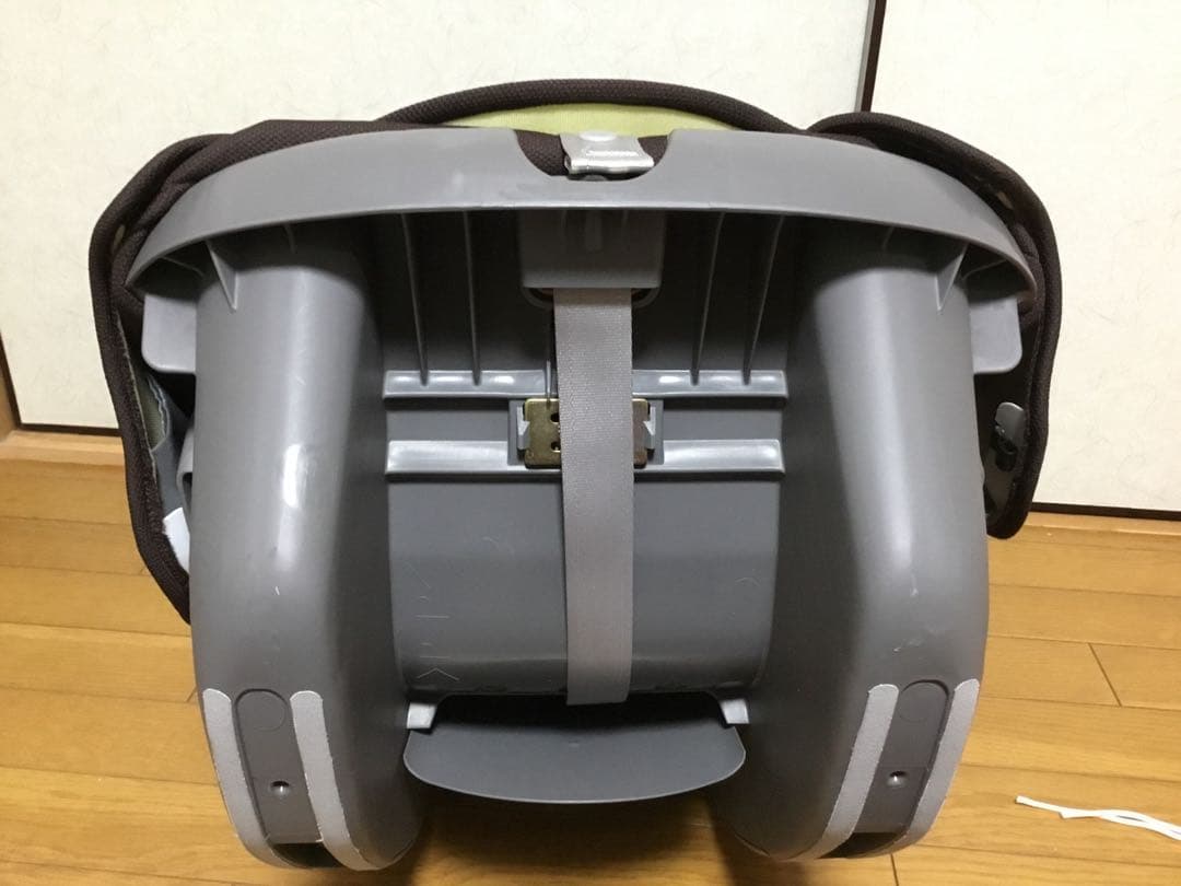 【美品】Combi チャイルドシート　ミニマグランデ　インナークッション付き