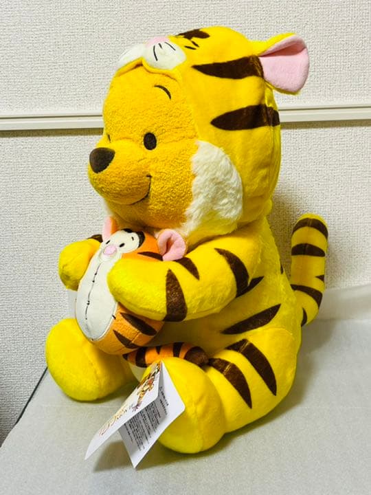 プーさん2022干支ぬいぐるみ虎/トラプーＭサイズ_新品