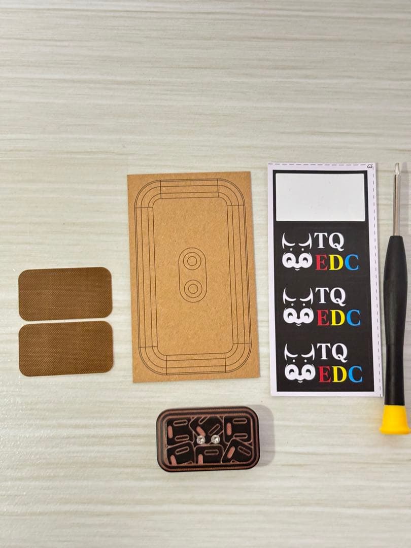 TQEDC slider スライダー フィジェットトイ 材質 G10 金属