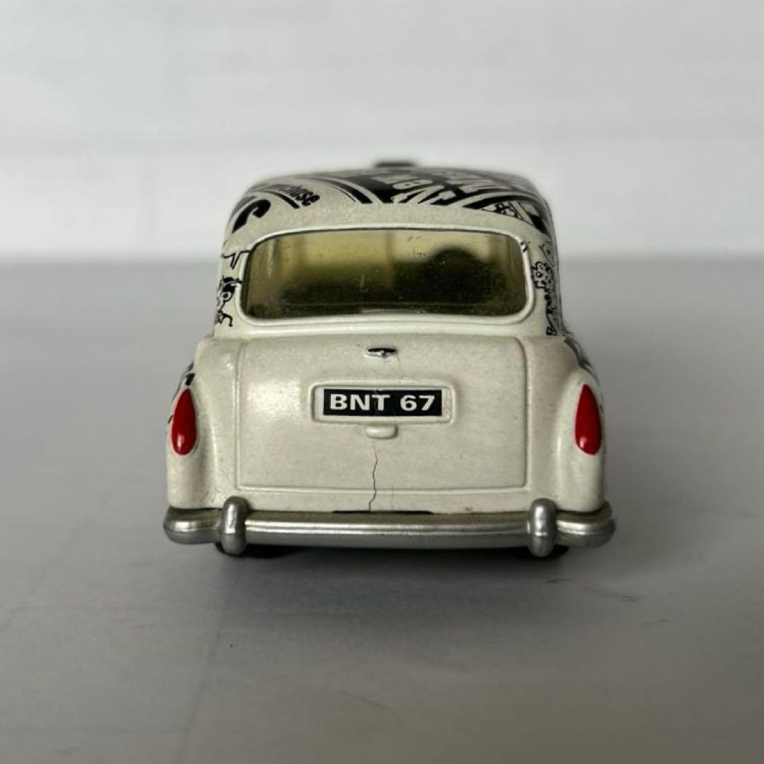 ビートルズ　THE Beatles ミニカー 3種 コーギー社製