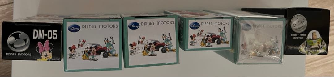 ディズニートミカ ディズニーモータース　まとめて　12台　セット
