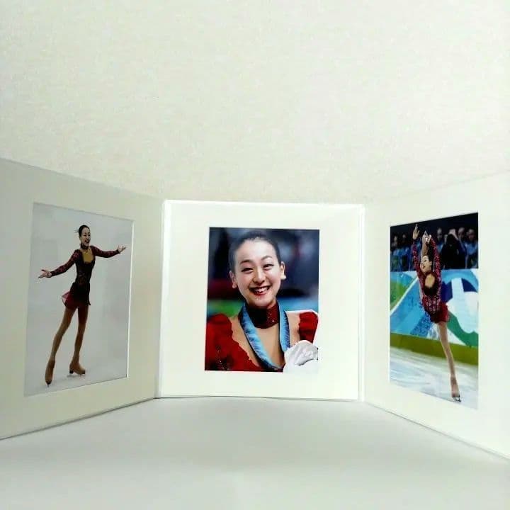 バンクーバー五輪 2010 浅田真央 直筆サイン 写真アルバム 非売品