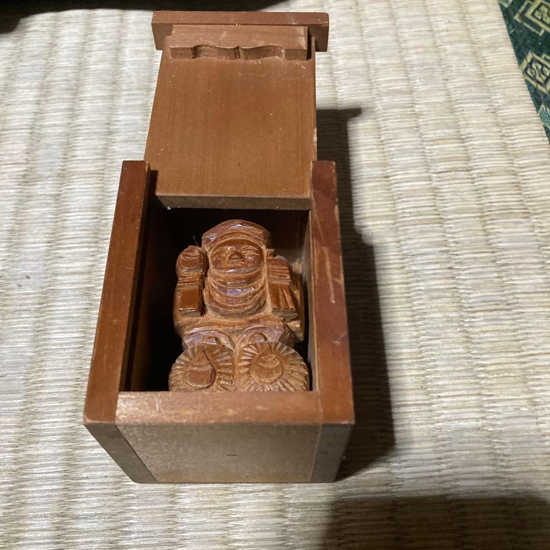 大黒天 木製彫刻 箱入り　着払いでお願いします。