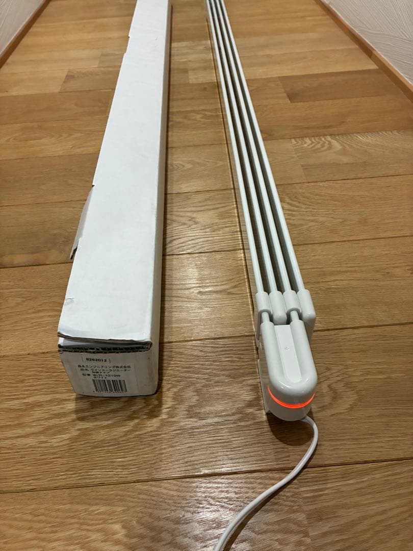 森永エンジニアリング　ウインドーラジエーター W/R-1219 ホワイト