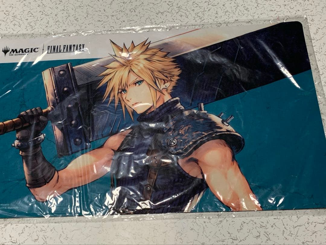 MTG FF プレイマット　クラウド