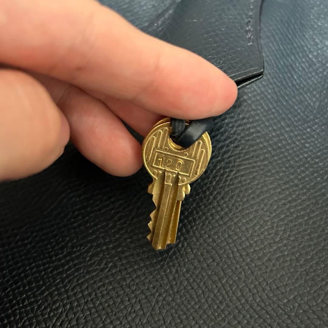 HERMES バーキン40 黒に近いネイビー ゴールド金具