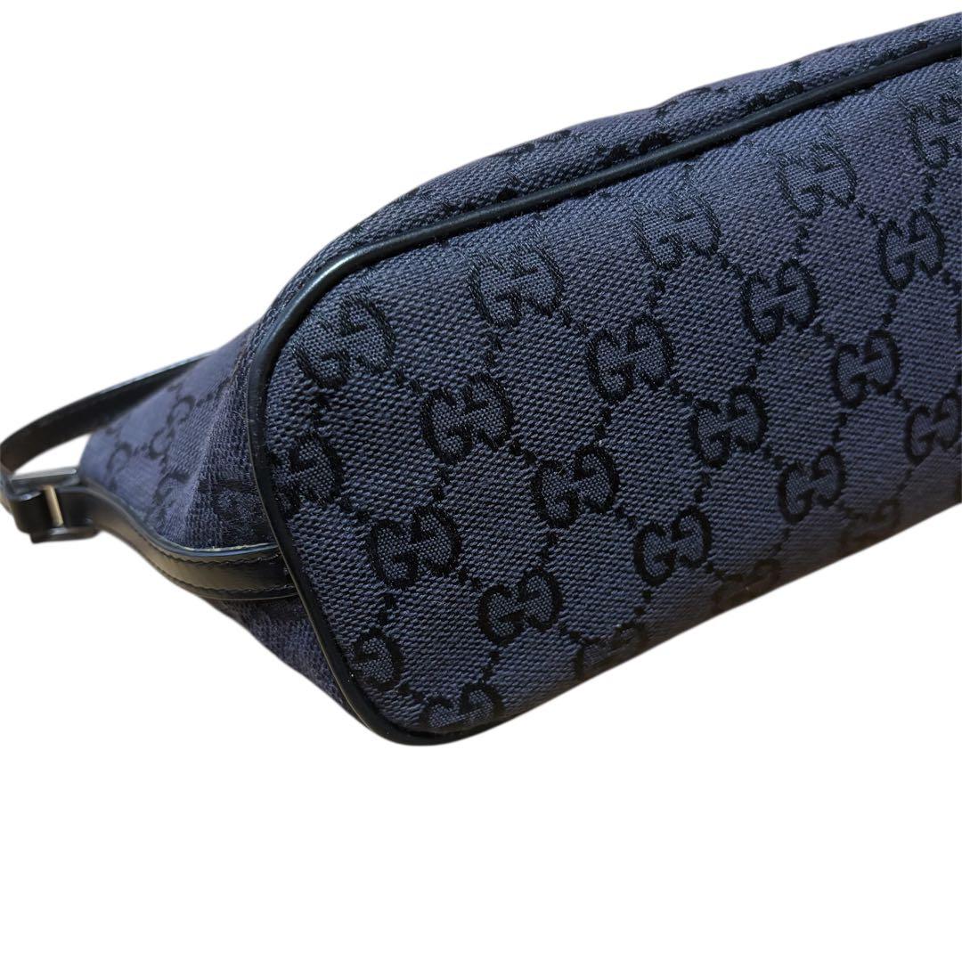 ハンドバッグ美品 GUCCI グッチGGキャンバス アクセサリーポーチ 2123