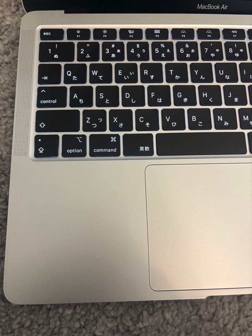 動作良好　MacBook Air 13.3 2020/8GB/シルバー