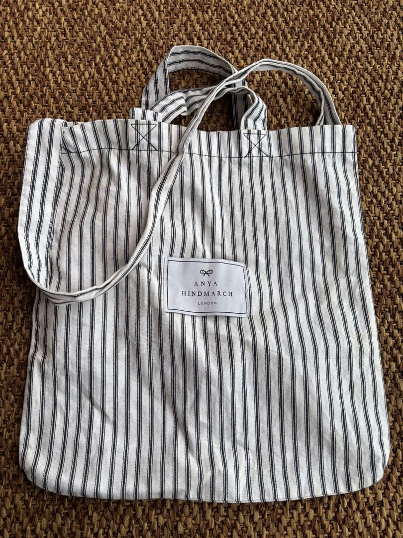 アニヤハインドマーチ　カーカー　ショルダーバッグ