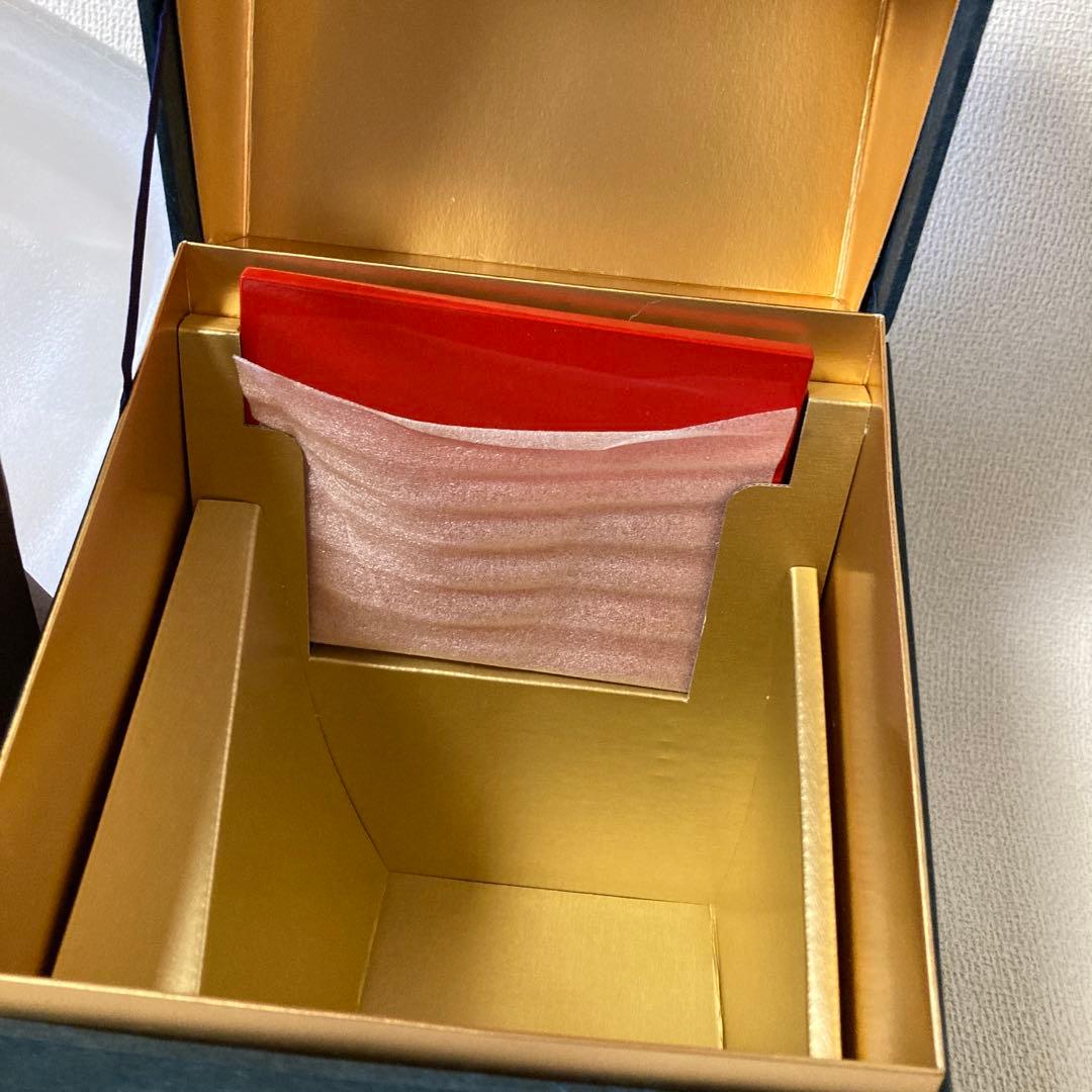 ⑥サントリー 特製ウィスキー 有田焼 染錦福寿文乳首徳利瓶 箱付き　未開封