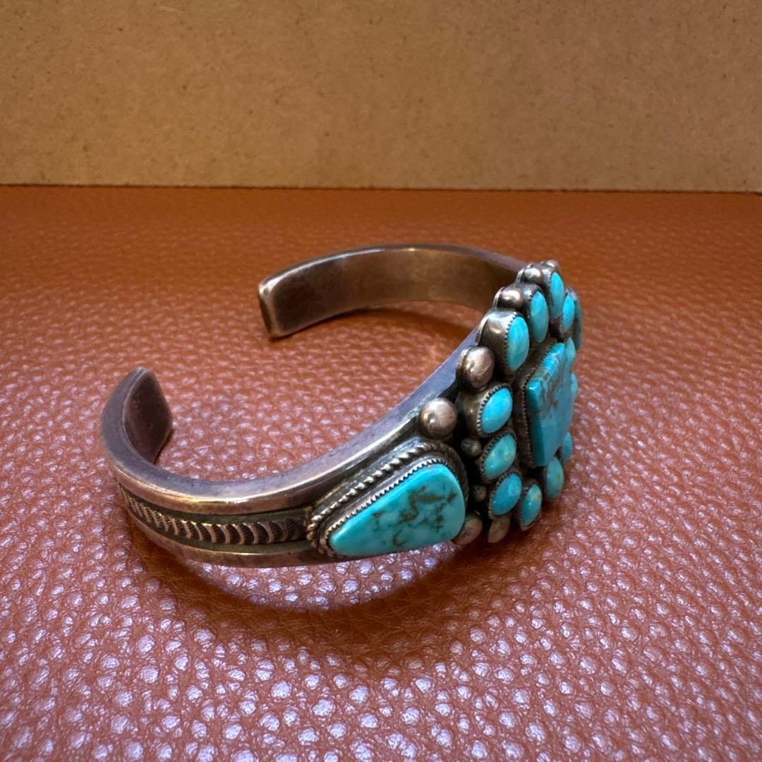 インディアンジュエリー　ナバホ族 カルヴィン　マルチネス作　ターコイズバングル