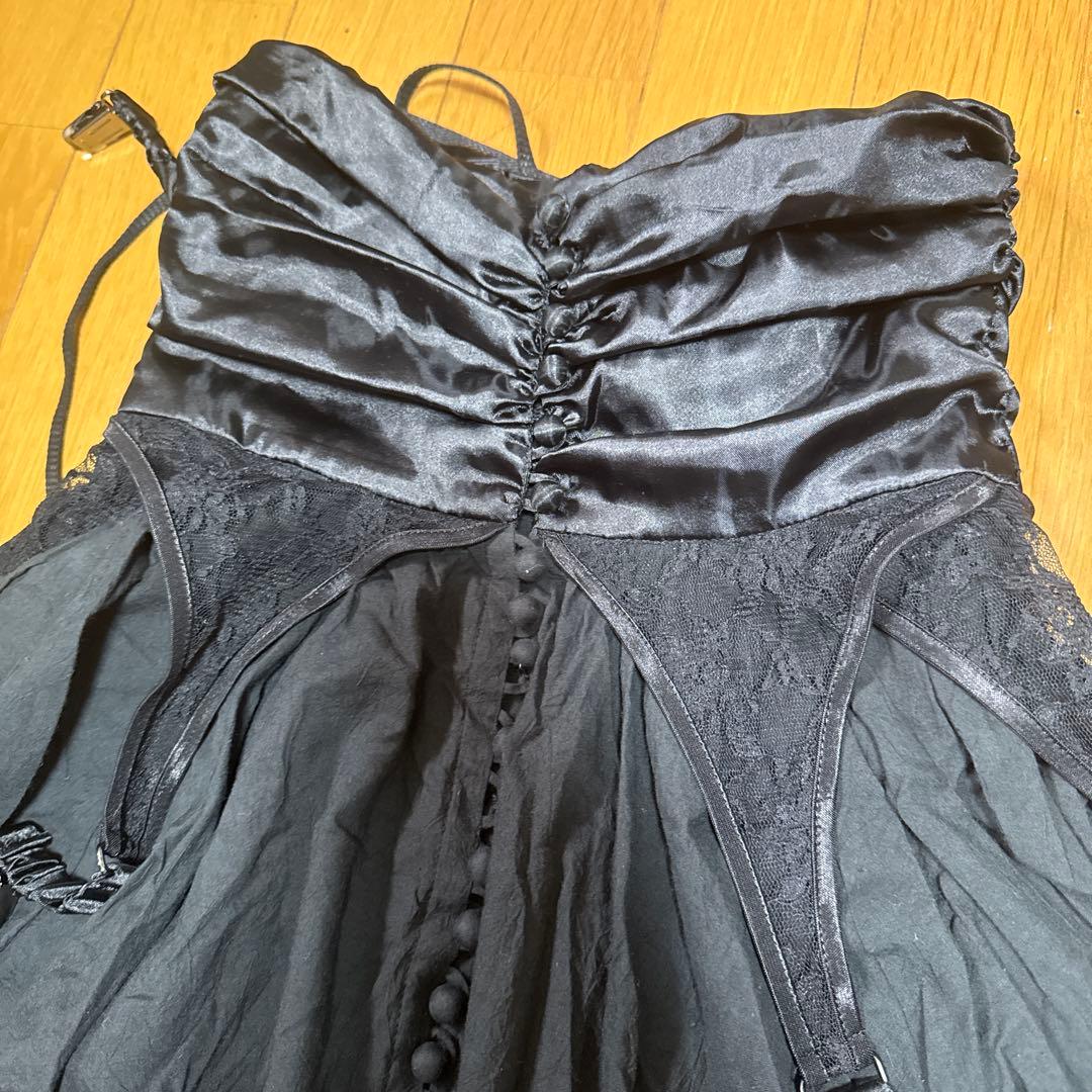 alice auaa ガーター付きスカート