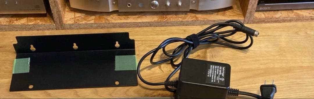 ベリンガー　コンパクトミキサー「XENYX 1002B」