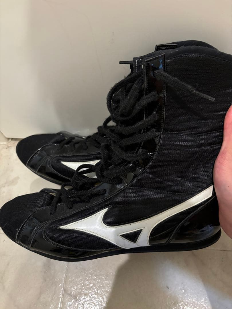 Mizuno ボクシングシューズ 黒/白 ハイカット