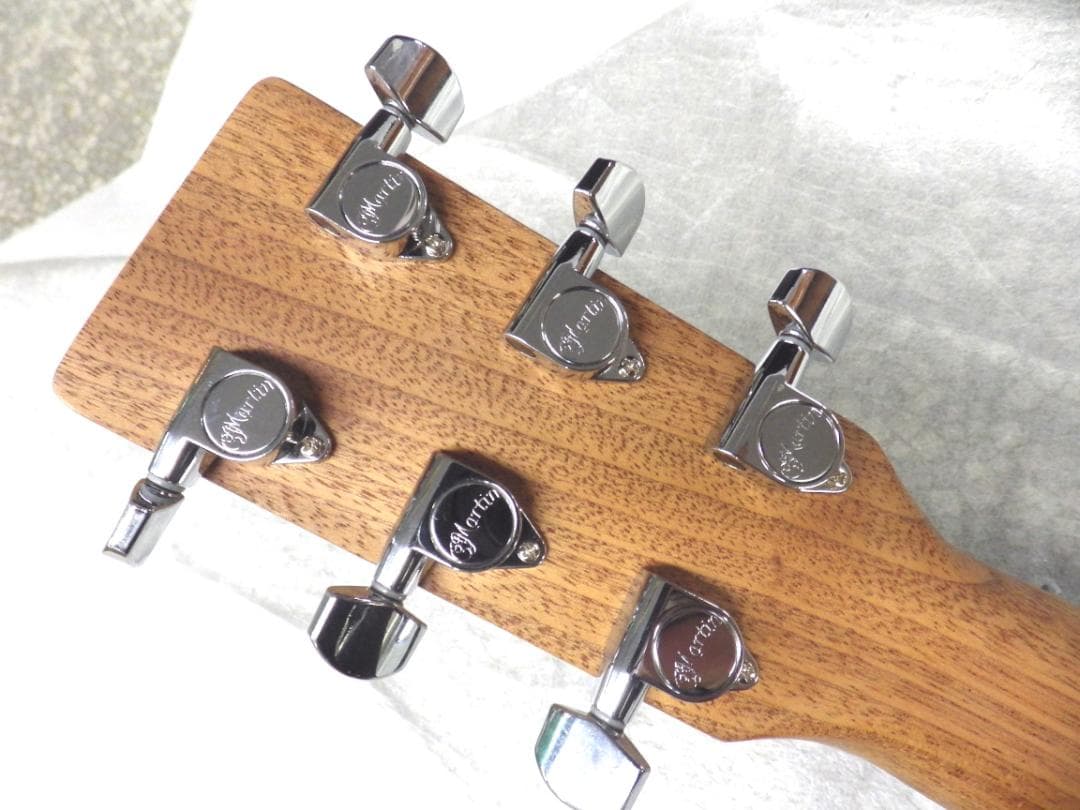 Martin　オール単板　エレアコギター　Road Series　000－10E