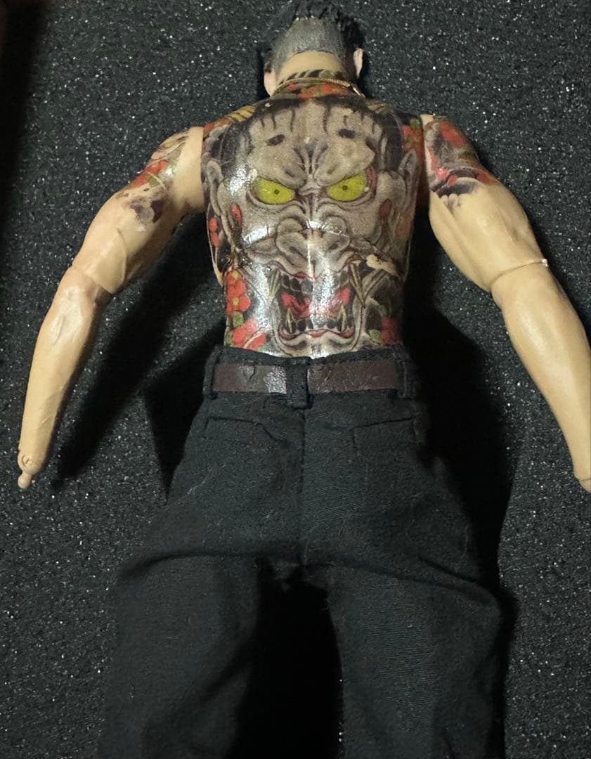 龍が如く 真島吾朗 1/6 12インチ アクションフィギュア 海外製