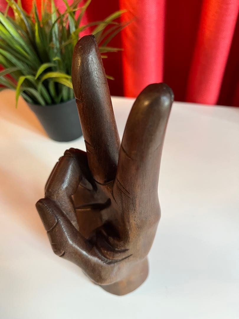 ヴィンテージ　木製　ハンド　ピースサイン　70'sアメリカ　彫刻　手　オブジェ
