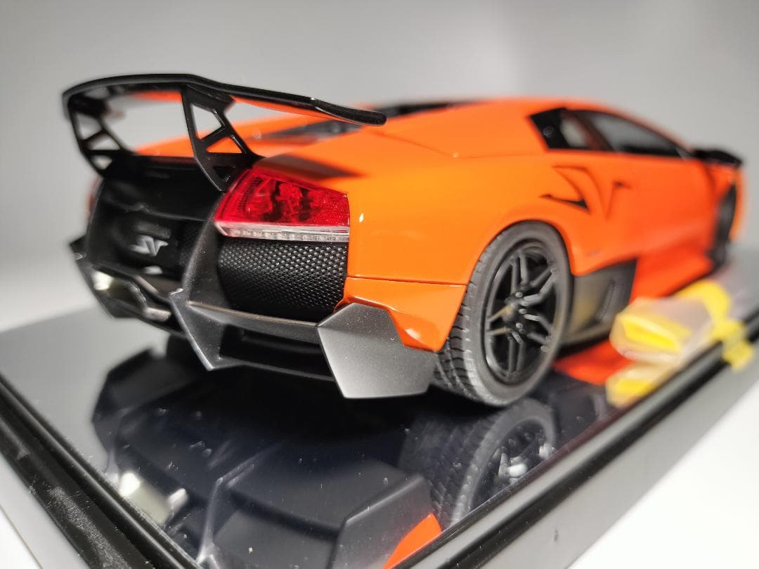 1/24 ランボルギーニ ムルシエラゴ SV 完成品