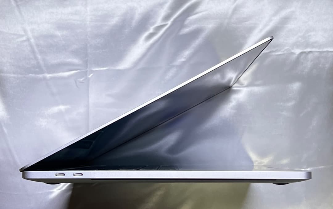 i9 ROM 64GB♪〜MacBook Pro 16-inch 【ダブルOS】