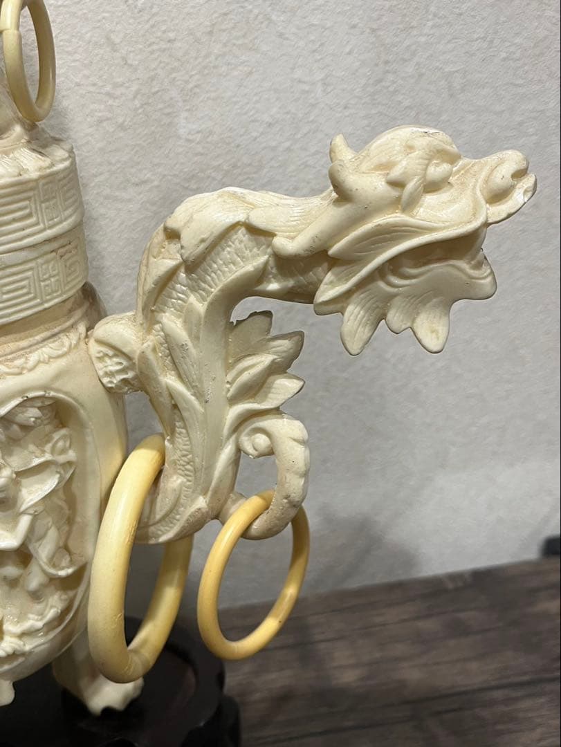 【送料込み】中国骨董　唐木台付き　彫刻　置物　象 大型香炉 手彫工芸品 三鼎型