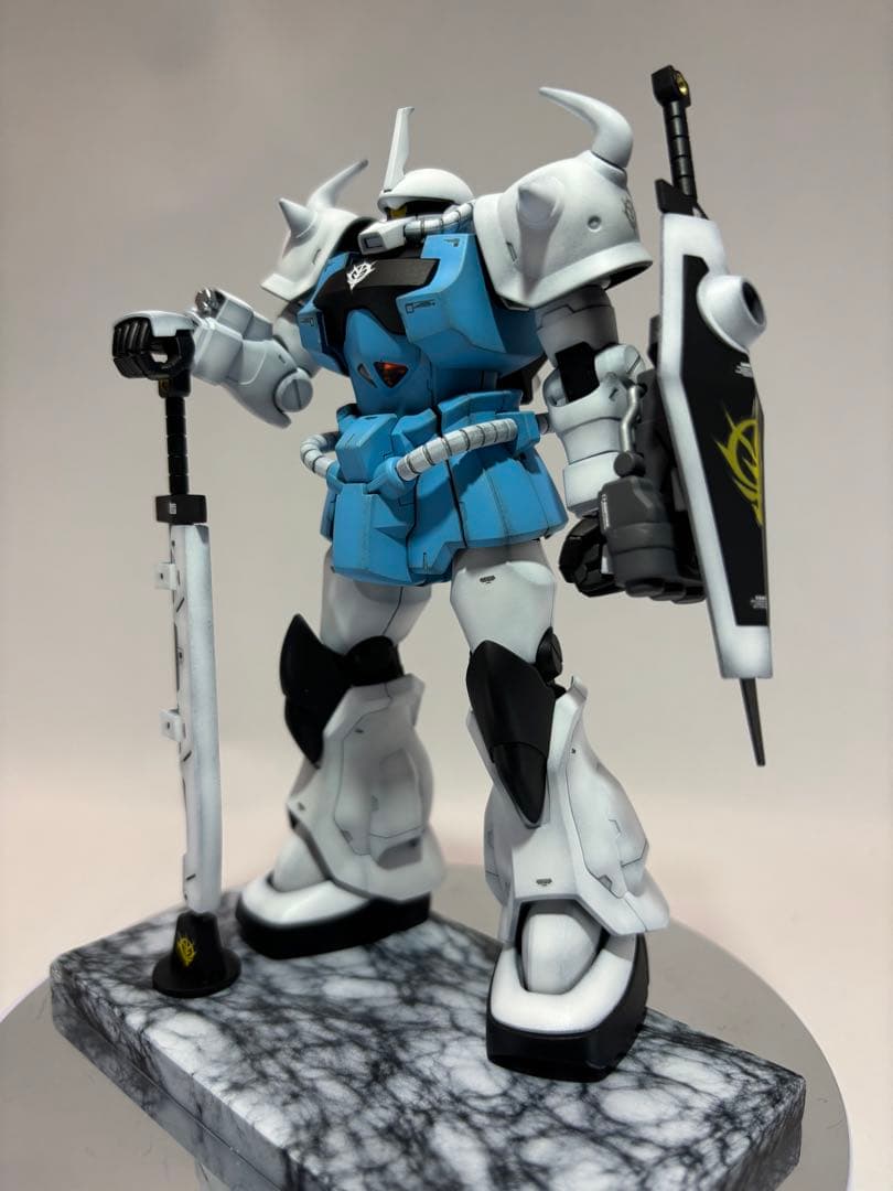 HG グフカスタム(ヴァイスローゼ)塗装完成品