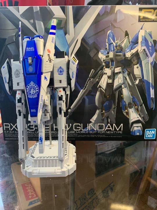 RG 1/144 Hi-νガンダム