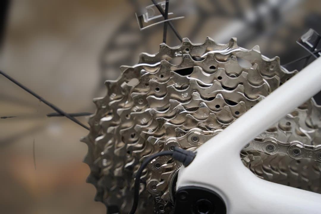 ダ*ー様 300円スタート売切り！TCR ADVANCED１di2105 Sサイ