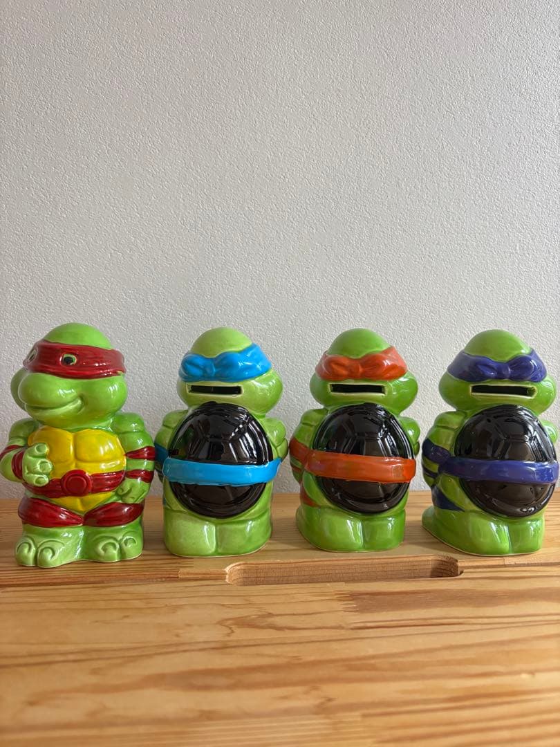 ミュータント・タートルズ 陶器貯金箱 4体セット