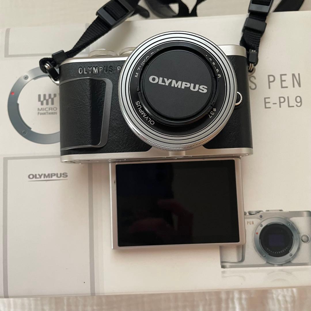 【値下げ！美品】OLYMPUS PEN E-PL9 [ブラック]ミラーレス一眼