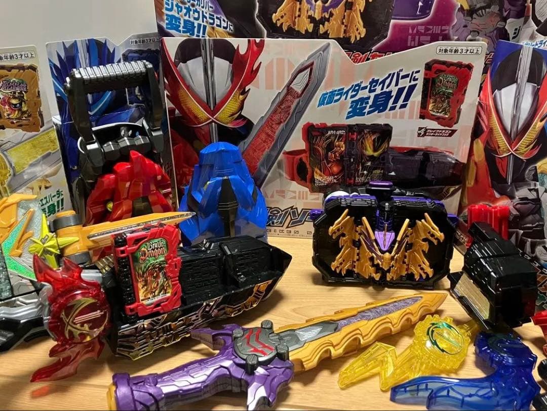 仮面ライダー セイバー　大量アイテム⭐︎おまとめ⭐︎全画像必見⭐︎商品説明必読⭐︎