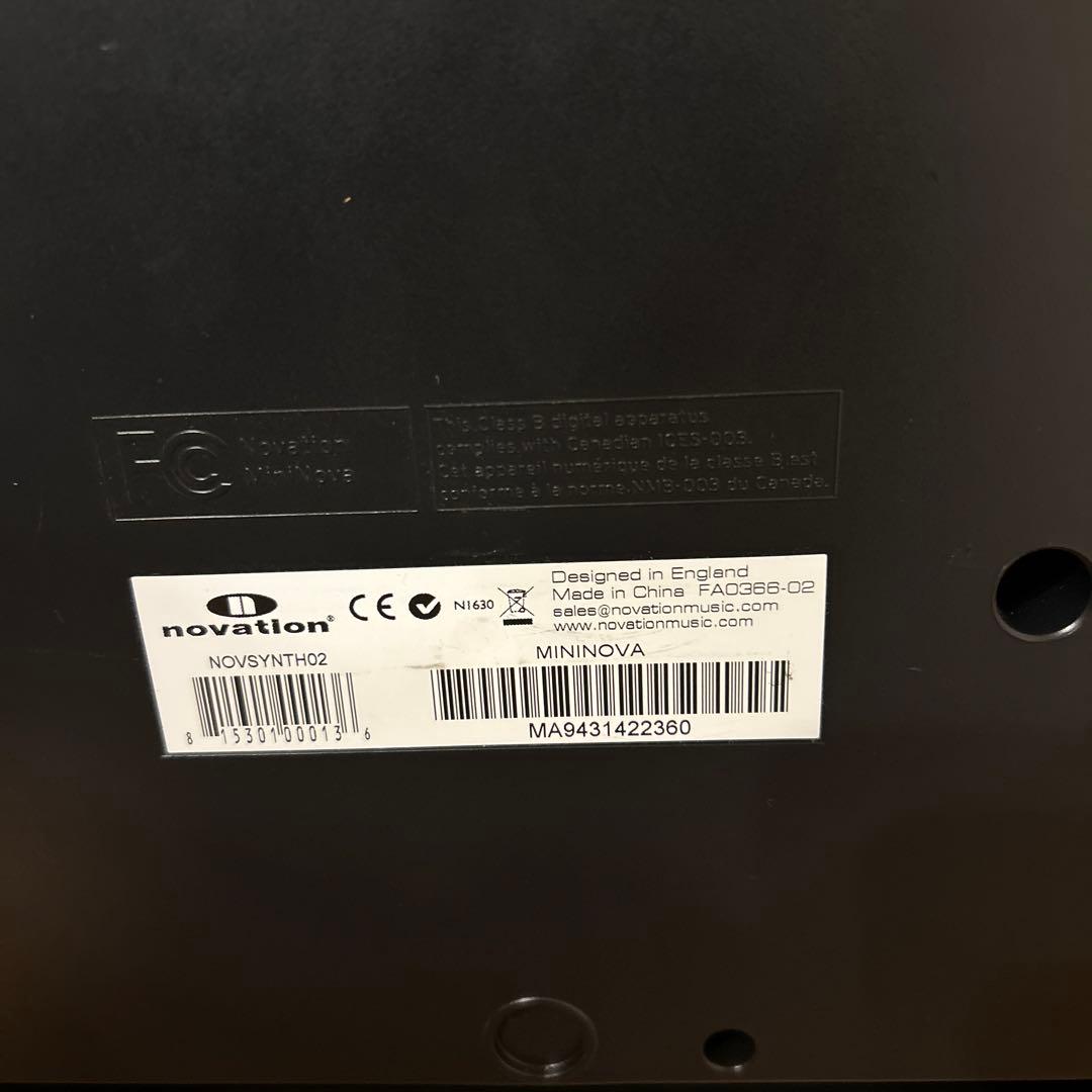 Novation MiniNova アナログシンセサイザー