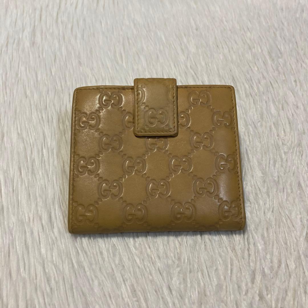 最終値下げ GUCCI グッチ　レザー　二つ折り　財布　金具　ベージュ