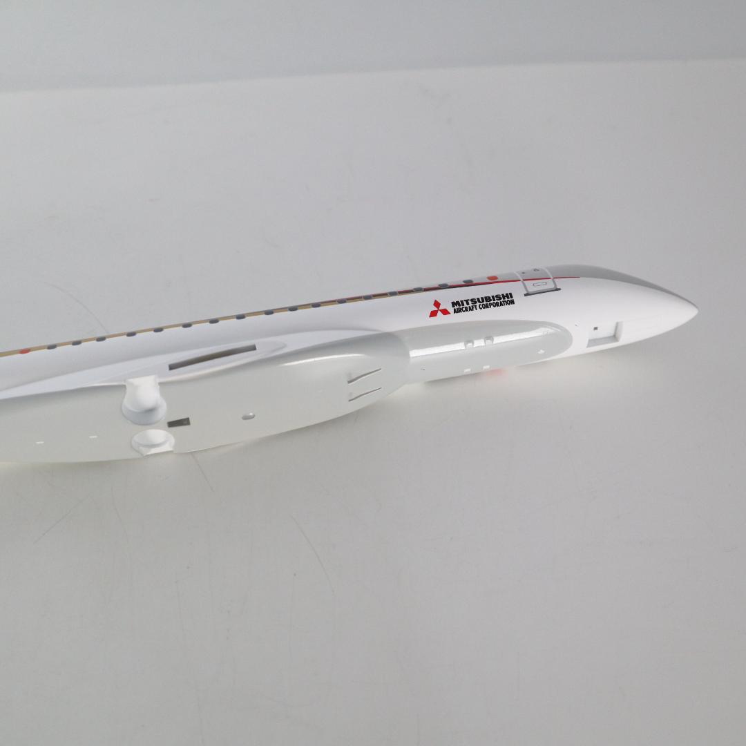 三菱航空機　MRJ90　1:100 スケール　JA21MJ