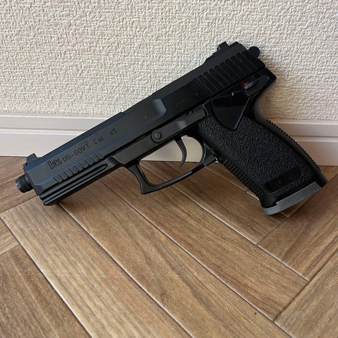 東京マルイ SOCOM Mk23 サプレッサー/ライト付き