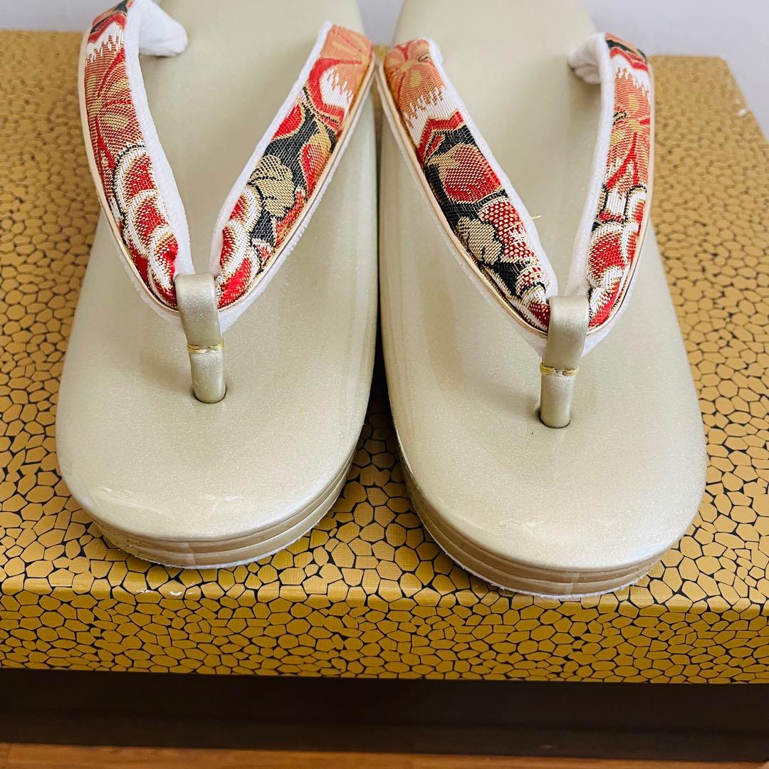 【美品】振袖用バッグ　草履　成人式　振袖　西陣織　正絹　Mサイズ