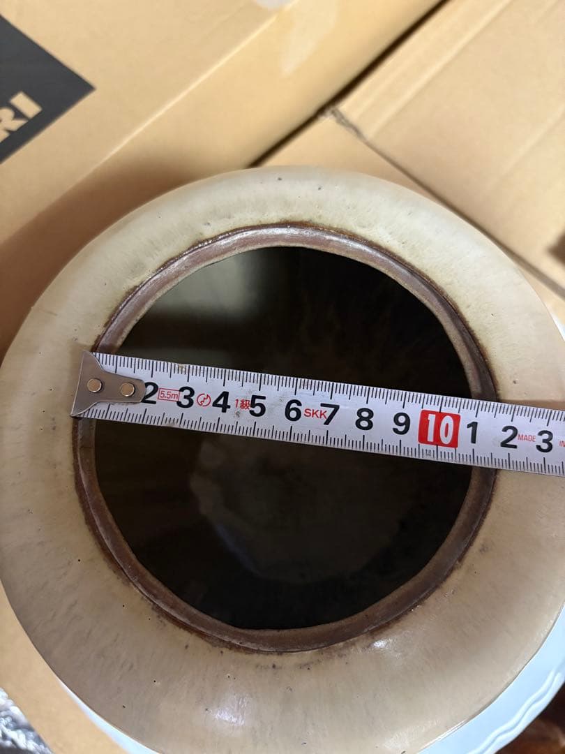 蓋付き入れ物　置物