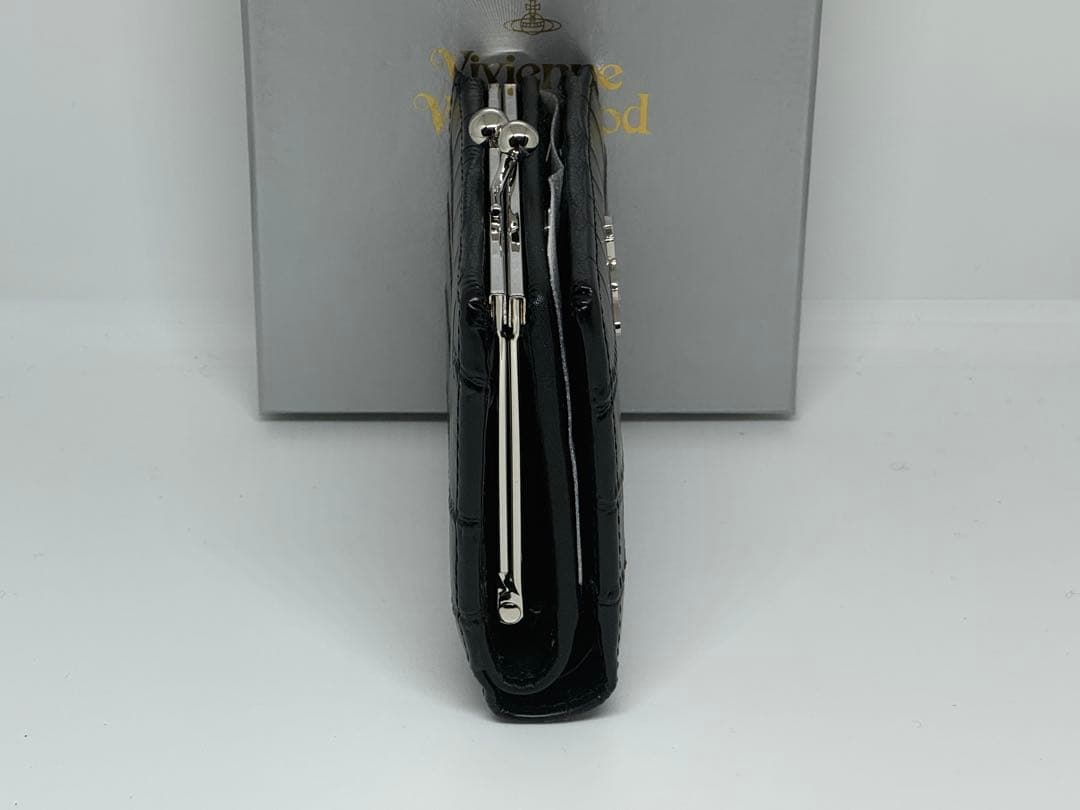 【新品未使用】Vivienne Westwood 二つ折り財布 ブラック