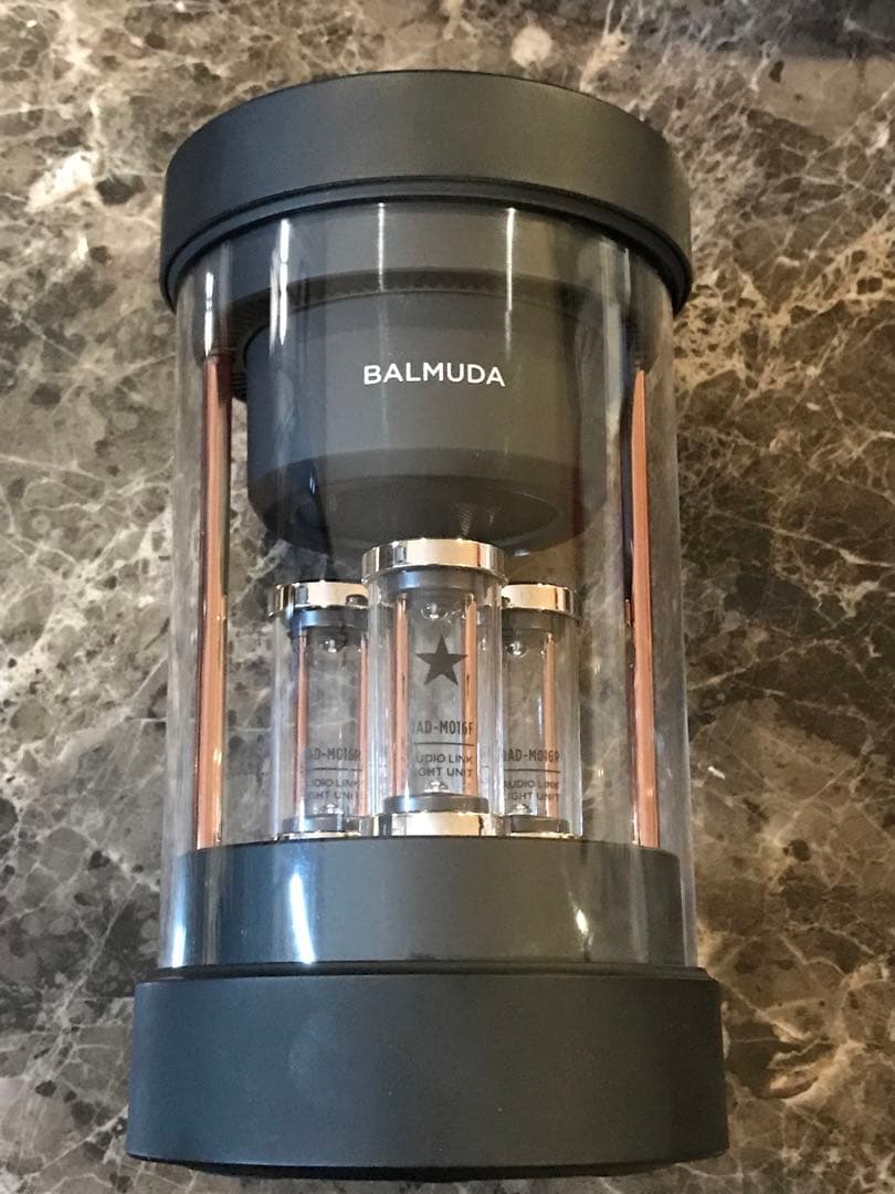 美品　バルミューダコードレススピーカー