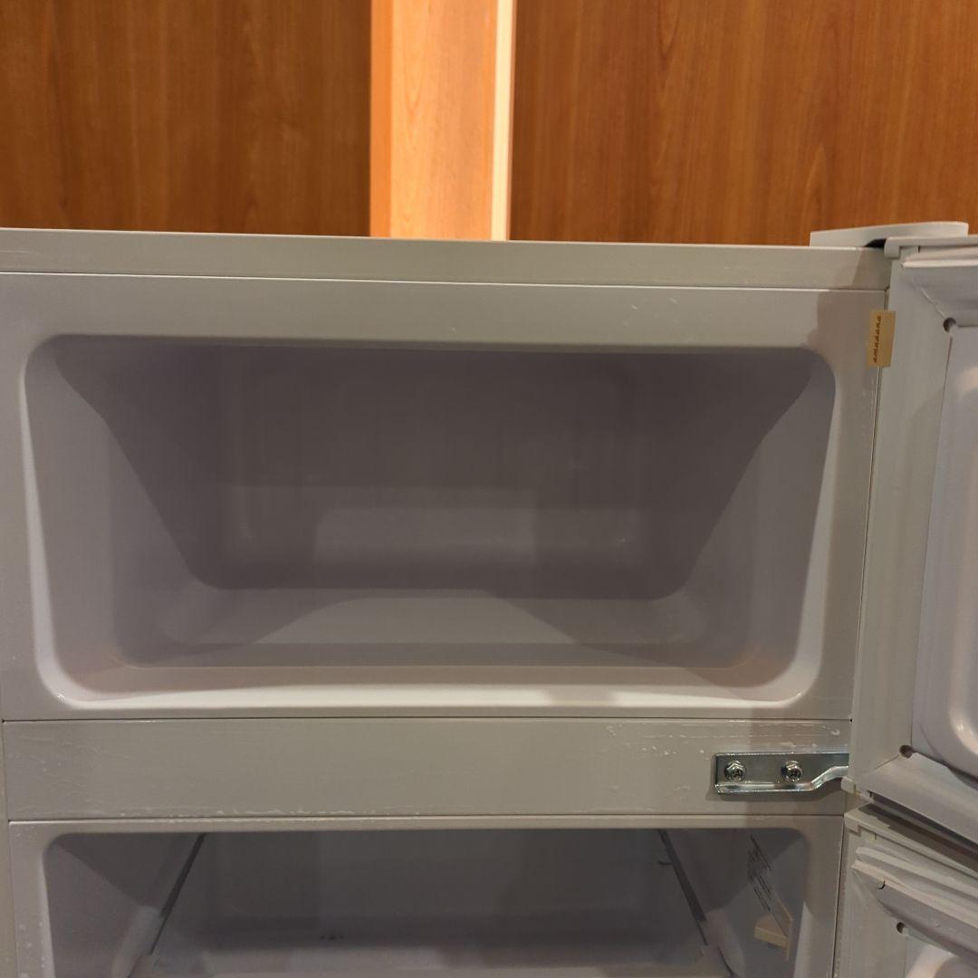 2020年製(東京23区のみ送料無料！玄関ドアの横に置き配☆)冷蔵庫85L