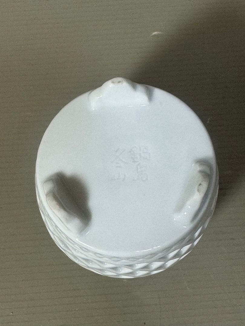 2182  鍋島焼　白磁 透かし 香炉