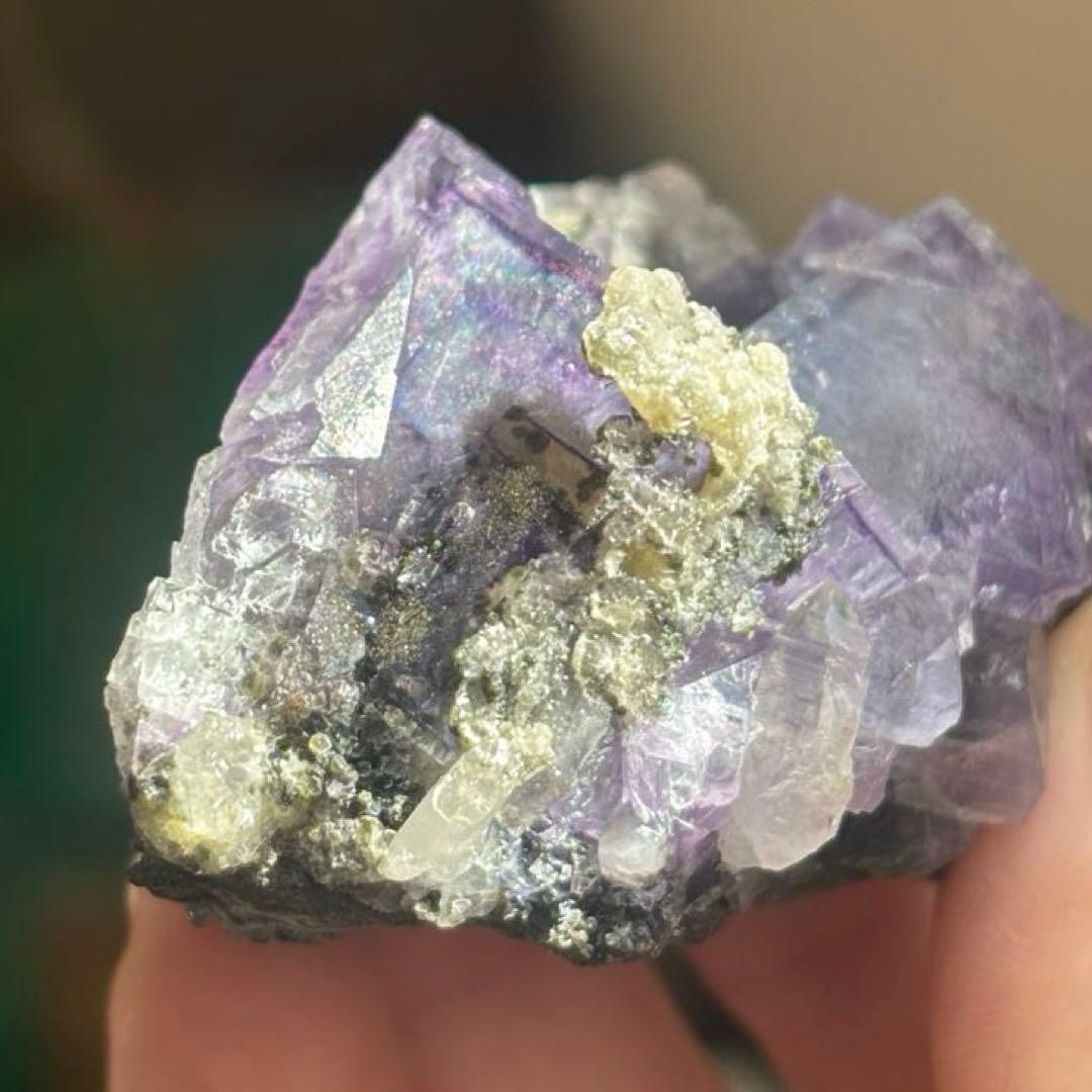 中国産　フローライト　パイライト　水晶　共生鉱物　原石　鉱物標本