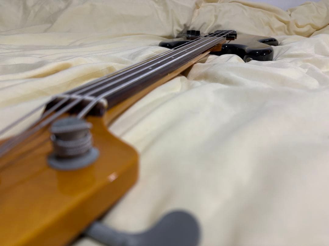ベース FenderJapan JB62-77FL 3TS Jaco Pastorius