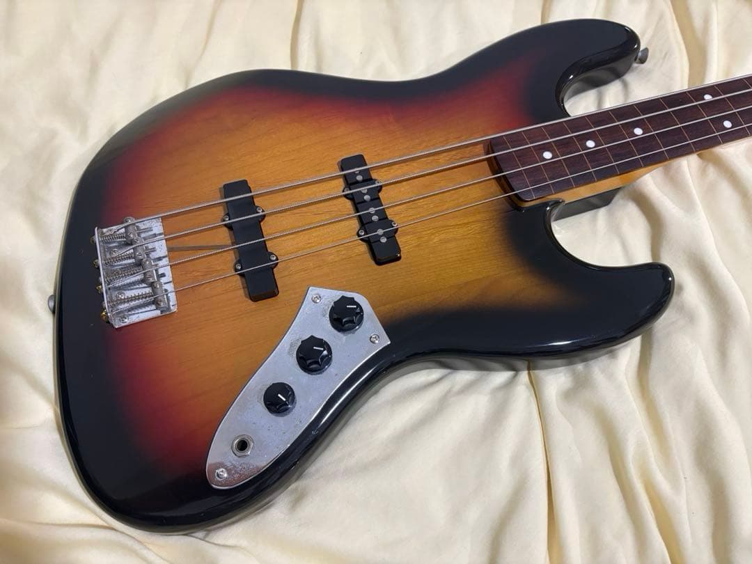 ベース FenderJapan JB62-77FL 3TS Jaco Pastorius